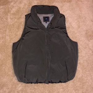 Gap Puffer Vest